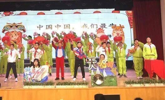 尽享元旦的习俗时刻,加入知识星球平台